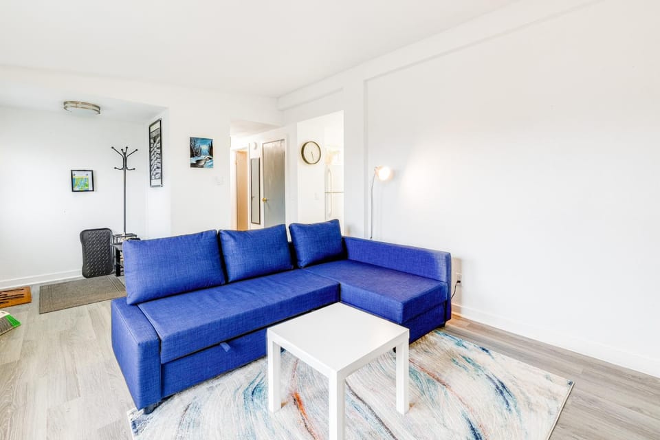 Coral Cove House in Devils Lake