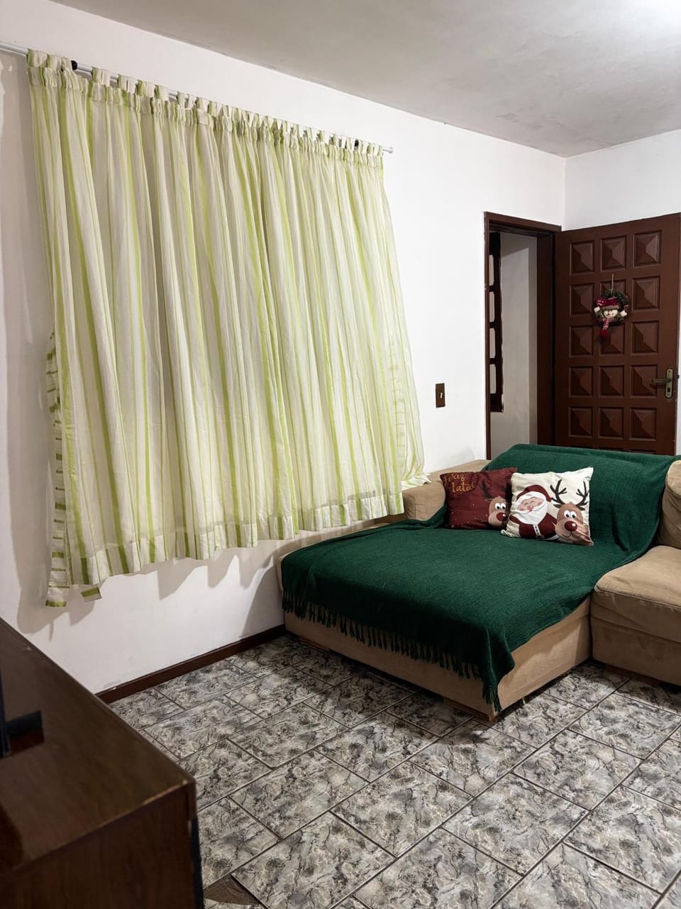 Amplo apartamento próximo ao mar, Praia de Leste Apartment in Pontal do Paraná