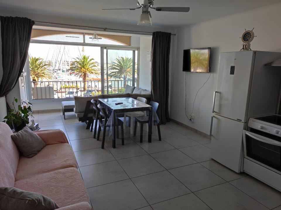 Vue exceptionelle ! MER-PORT-esplanade Oniria ! Apartment in Canet-en-Roussillon