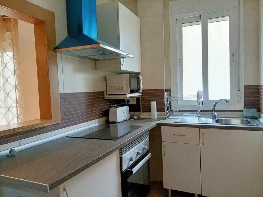 La Glorieta-Apartamento céntrico con vista al mar Apartment in Andalusia
