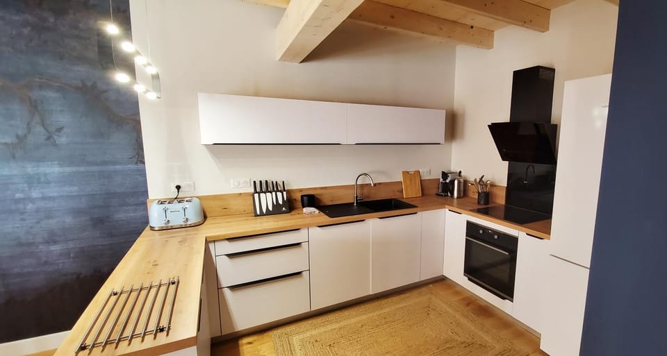 Kitchen or kitchenette, stove, kitchen