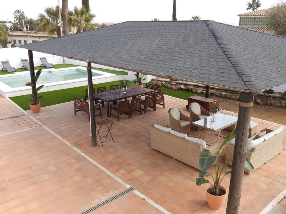 Off site, View (from property/room), Other, Pool view, Swimming pool, sunbed