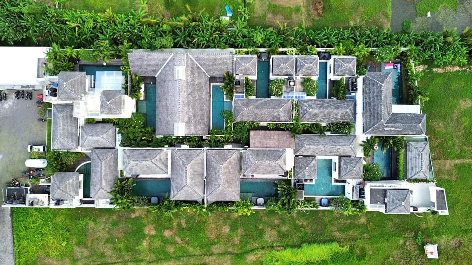 Property building, Neighbourhood, Bird's eye view, Location