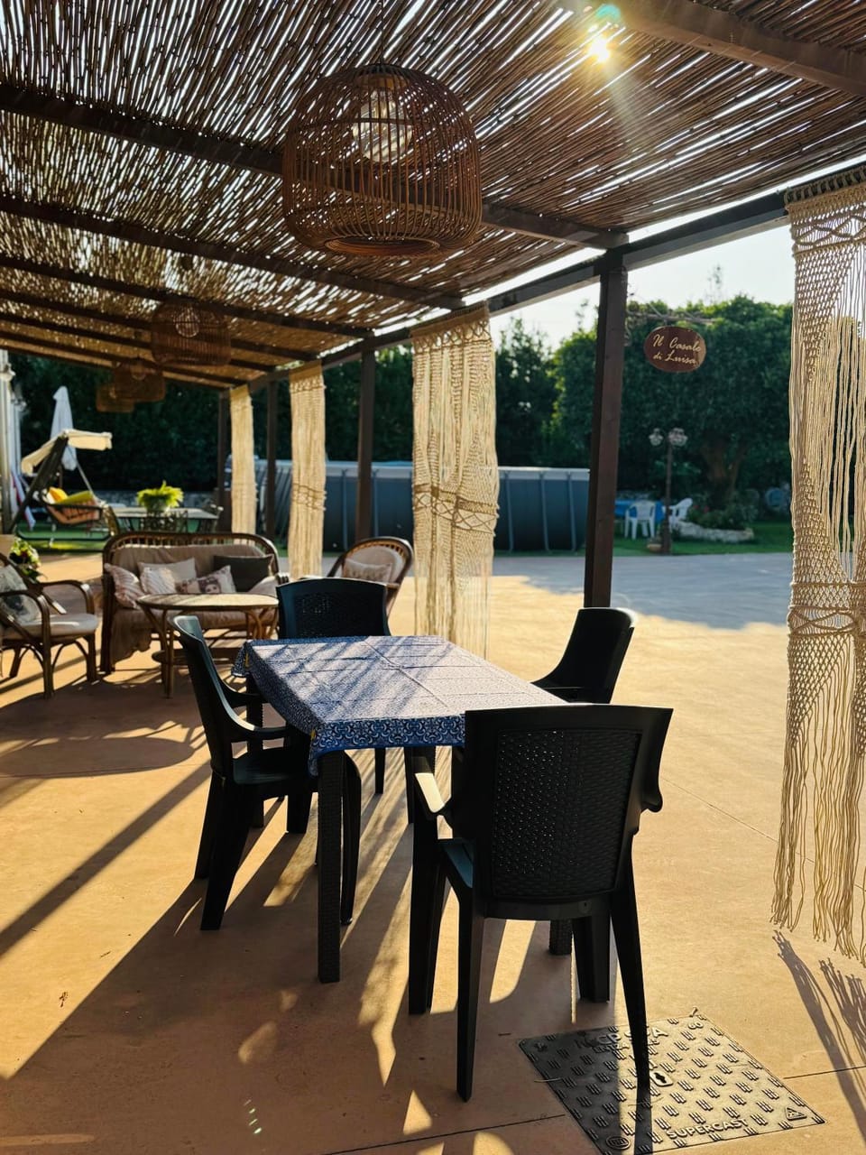 Patio, Day, Banquet/Function facilities, Dining area