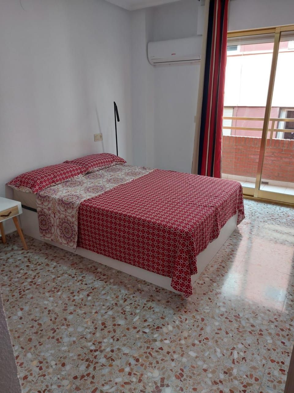Redbrick 2 Apartment in Alicante