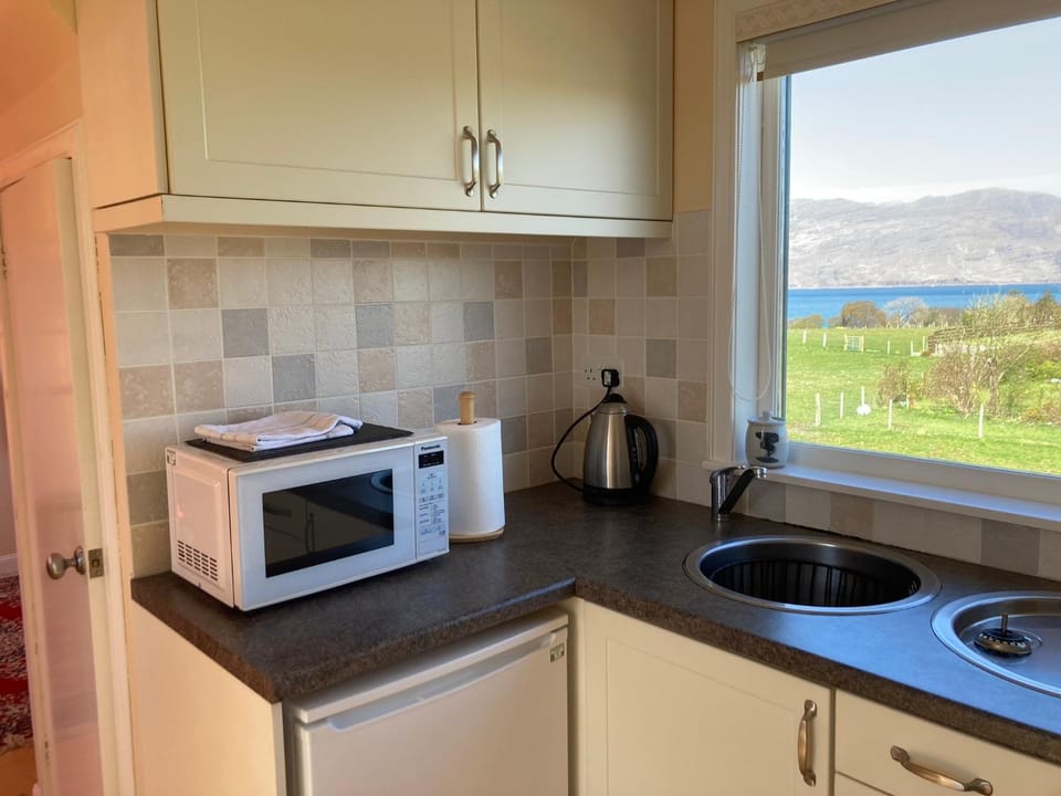 Plockton, Camus Fearn Barn House in Scotland