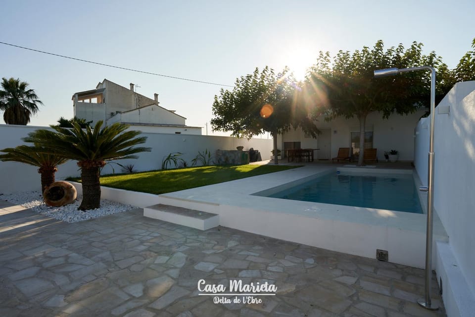 Day, Garden, Balcony/Terrace, Pool view, Swimming pool, Parking