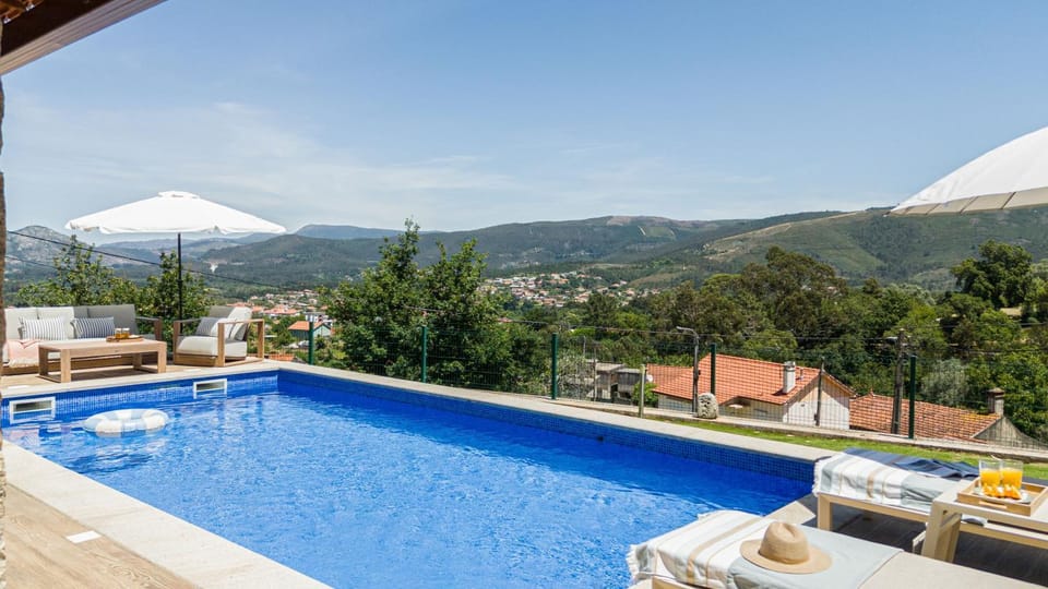Just Like Home - Muirfield House em Caminha Villa in Viana do Castelo District, Portugal