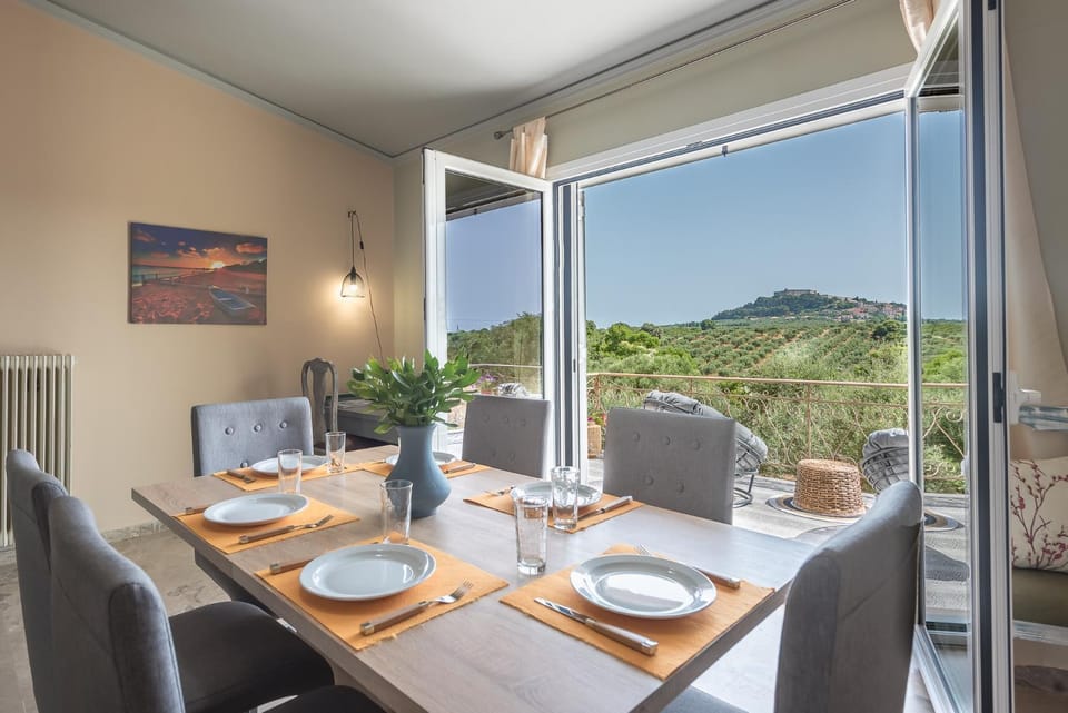 Castle's Nest 1 Apartment in Peloponnese, Western Greece and the Ionian