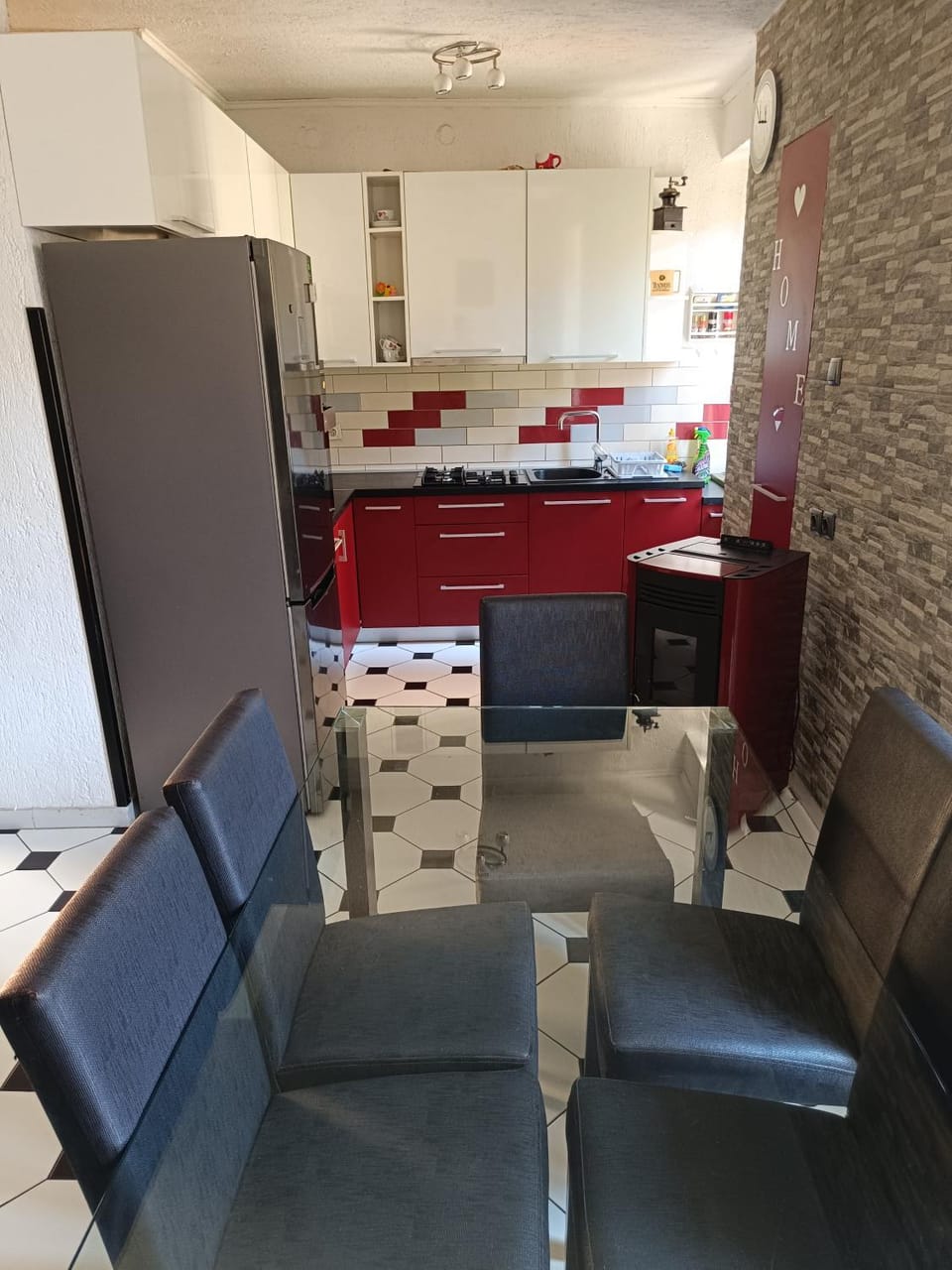 Kitchen or kitchenette