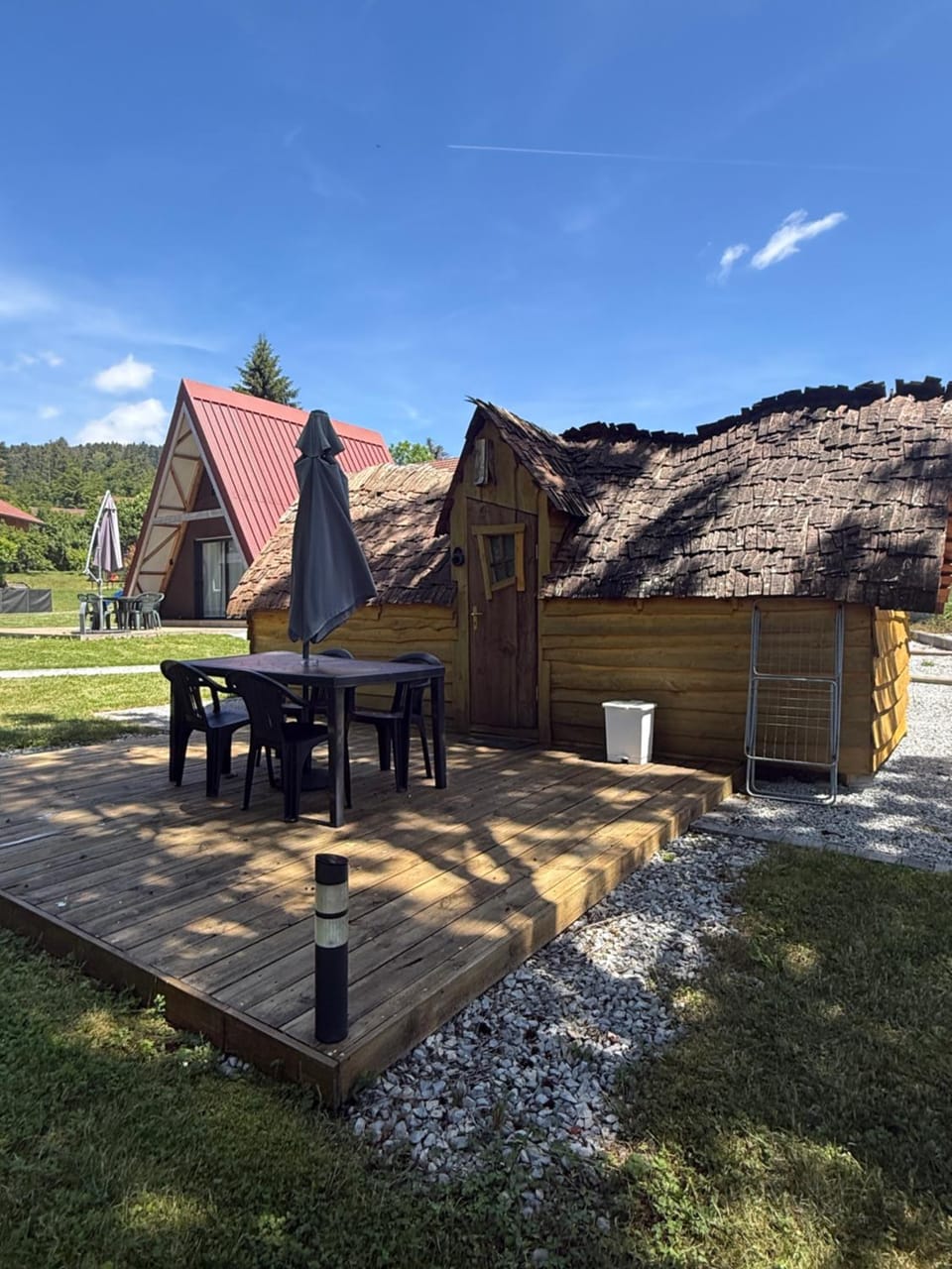 Loray des Bois - Cabane - Tipi - Cottage Chalet in Neuchâtel, Switzerland
