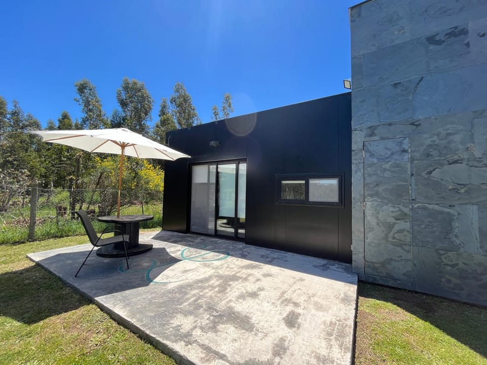 Laguada House in Tandil