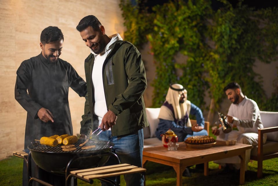 Night, People, BBQ facilities, Food, group of guests