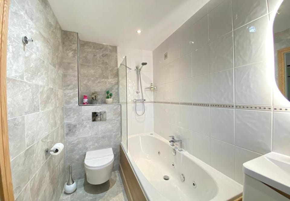 Hot Tub, Bathroom, Bath