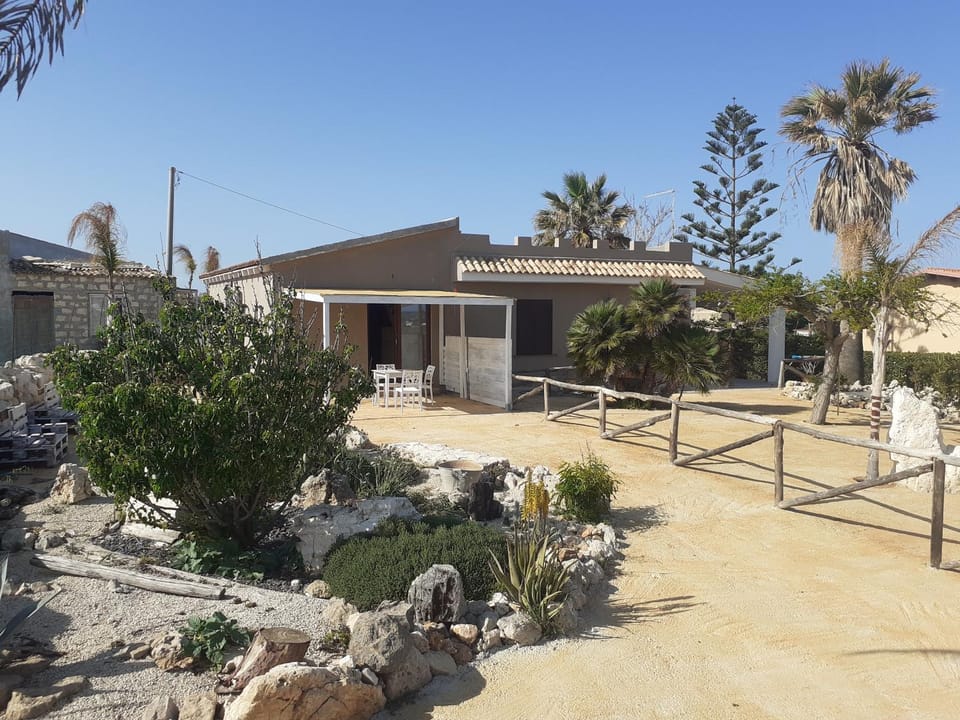 casa vacanza crystal Apartment in Sicily