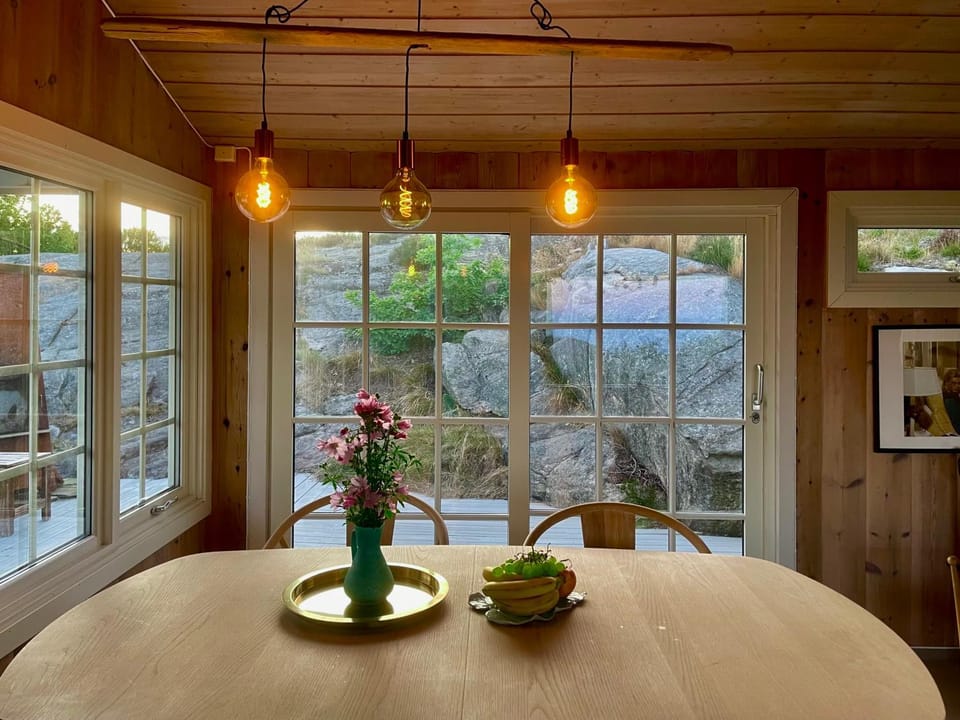 Idyllic Cabin in Lillesand fantastic ocean view Cabin in Norway