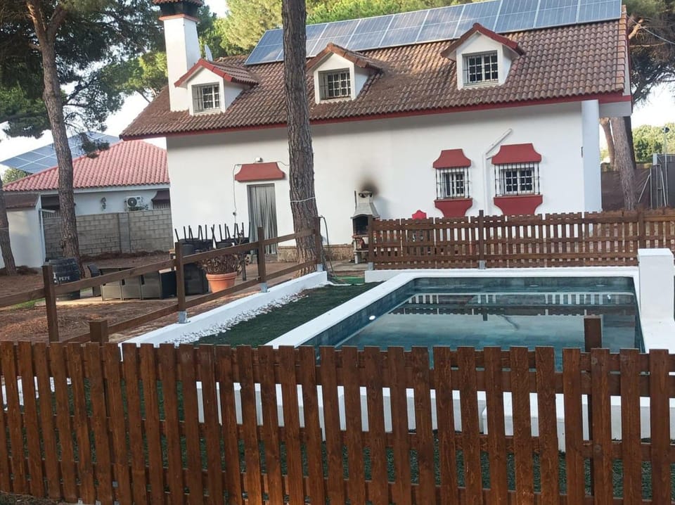 Property building, Pool view, Swimming pool