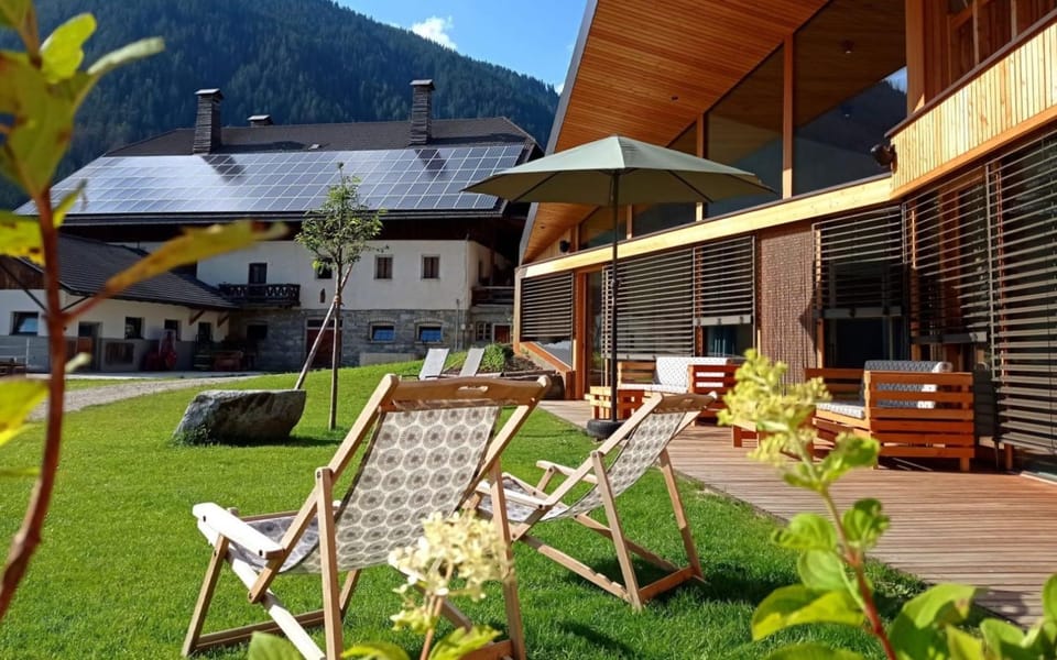 Garden, Balcony/Terrace