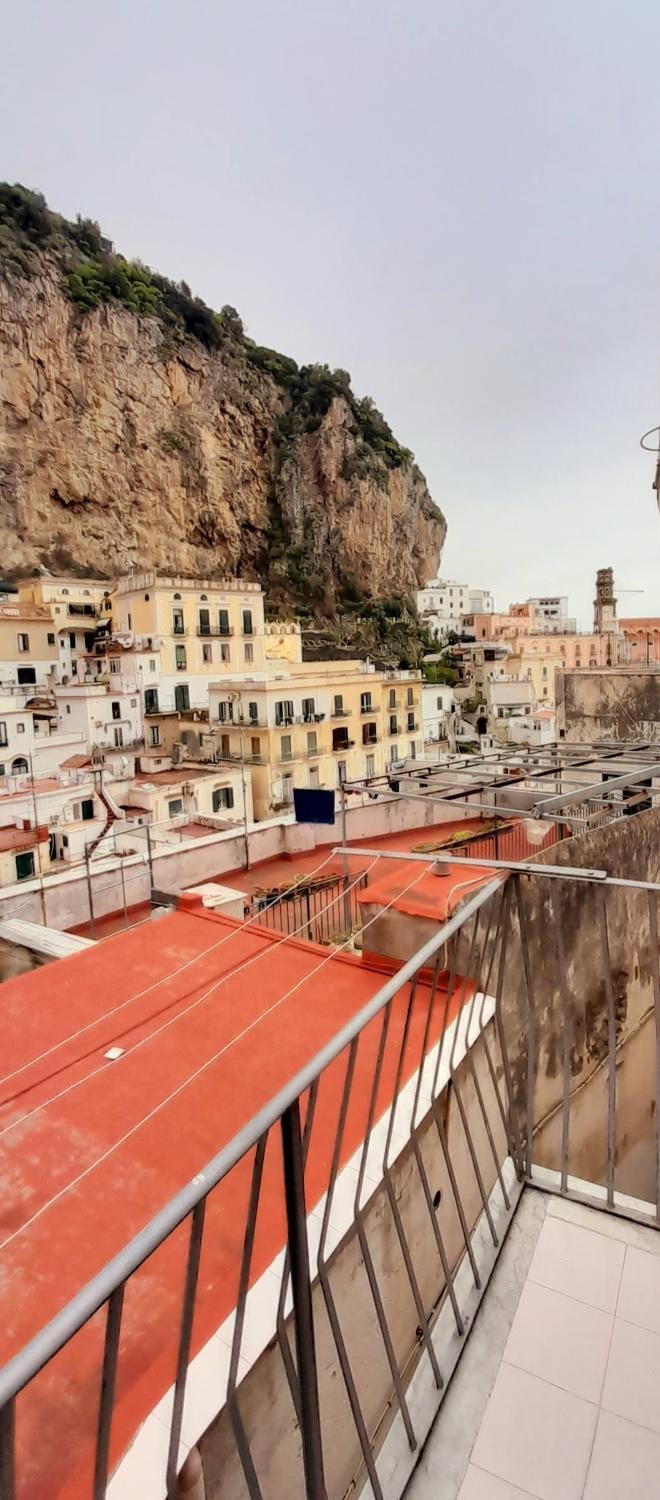 Neighbourhood, Balcony/Terrace, City view, Street view