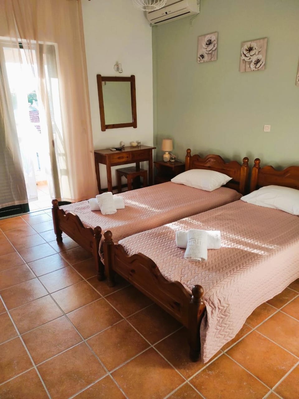 Aris Seaside Issos Beach Apartment in Corfu, Greece