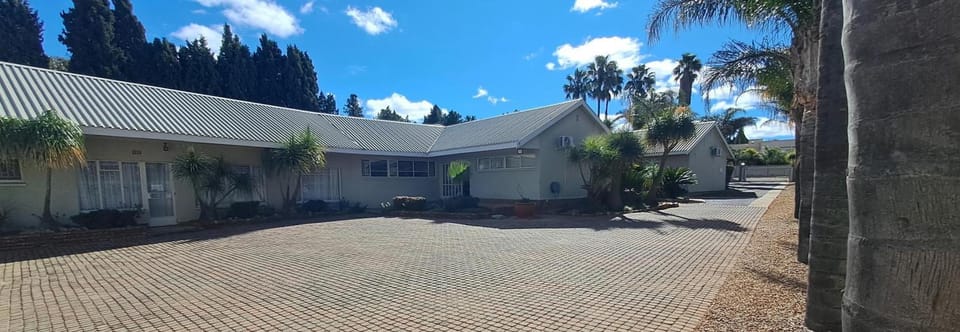 Property building, Parking