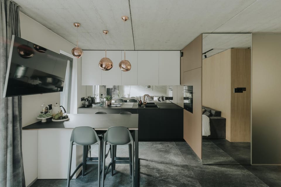 Coffee/tea facilities, Decorative detail, Dining area, dishwasher, kitchen