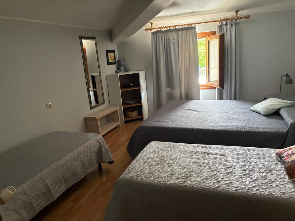 AL CLISI graziosa mansarda Apartment in Province of Brescia