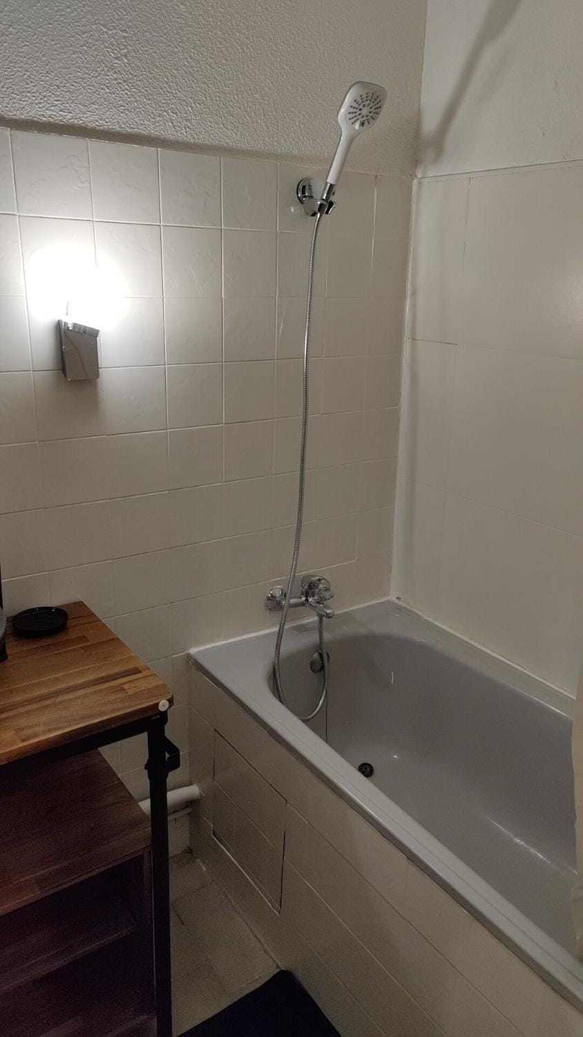 Bathroom, Bath