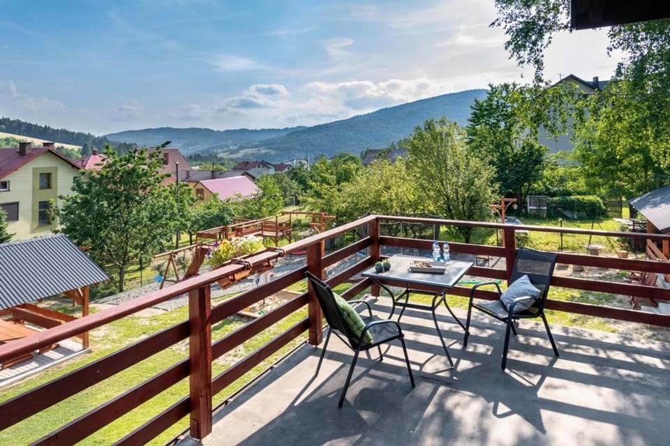 Garden, Balcony/Terrace, Mountain view