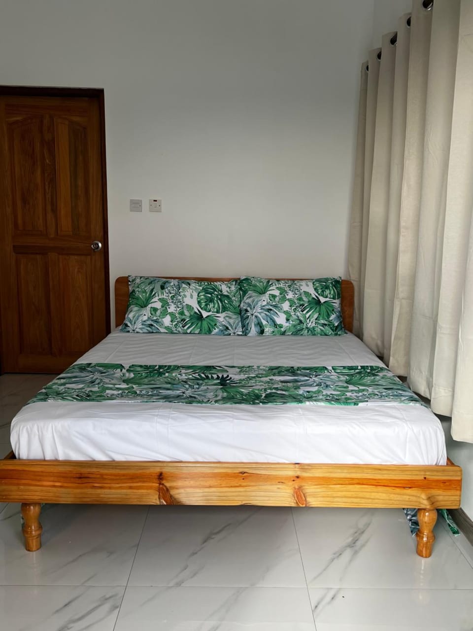 Western Ocean Breeze Self Catering Apartment in Africa