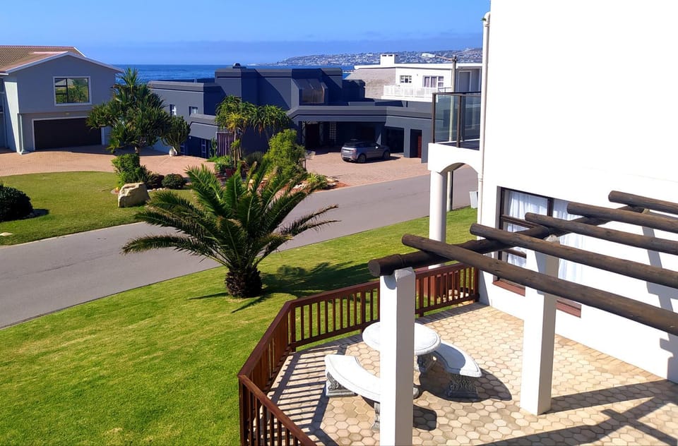 Sea view, Quiet street view