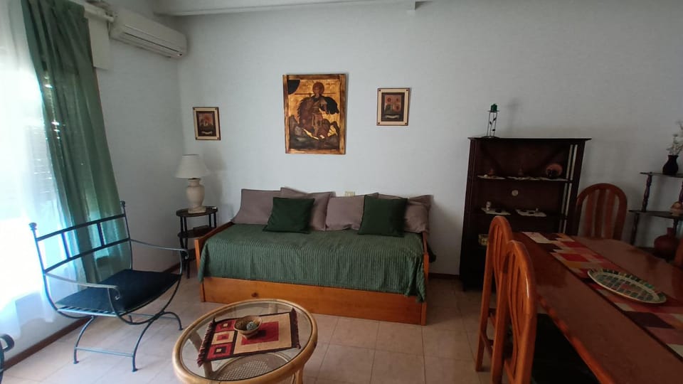 DEPARTAMENTO DIARIO PASEO DEL JOCKEY Apartment in Cordoba