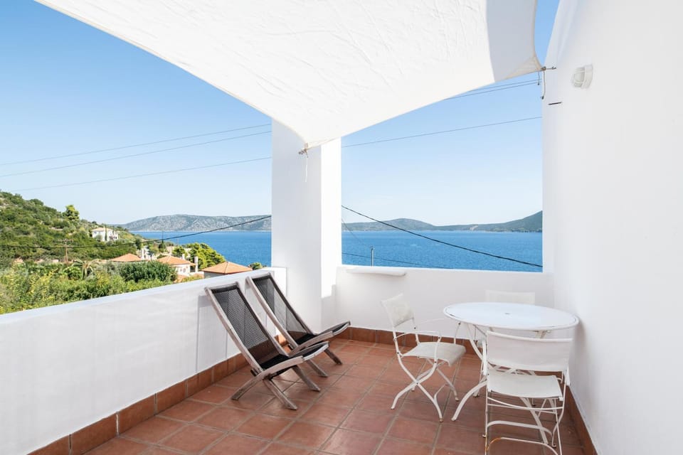 Day, Natural landscape, Balcony/Terrace, Sea view