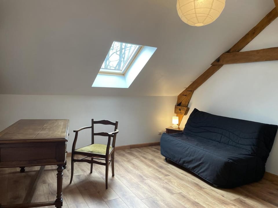 Gîte rural rénové avec charme à Marcillat, jardin et terrasse - FR-1-489-369 House in Auvergne-Rhône-Alpes