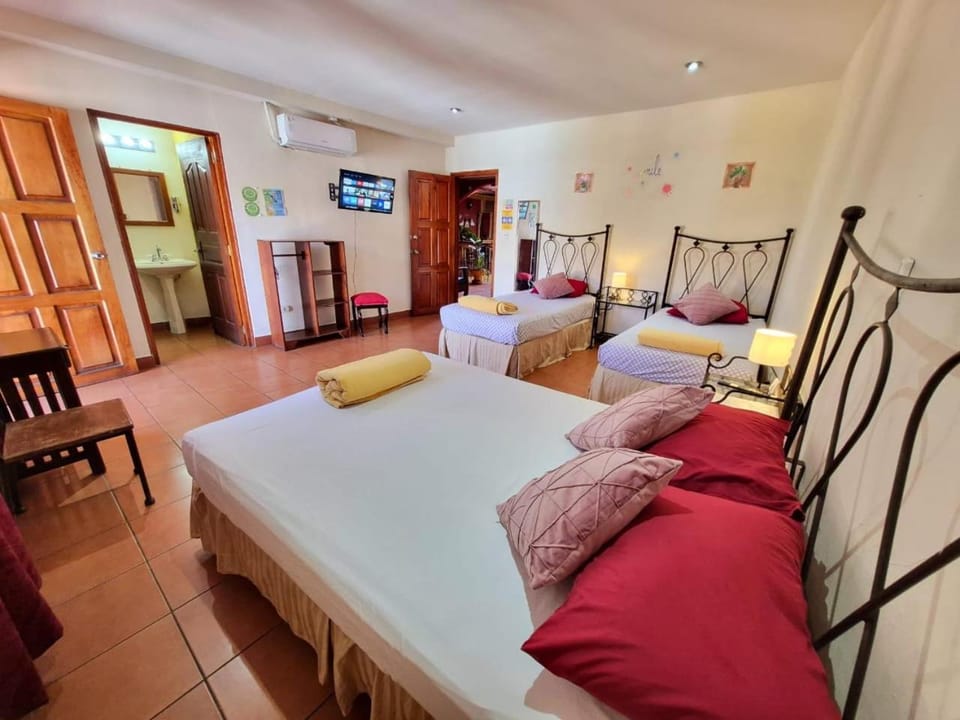 Hostal Lolas Boutique Bed and Breakfast in Granada