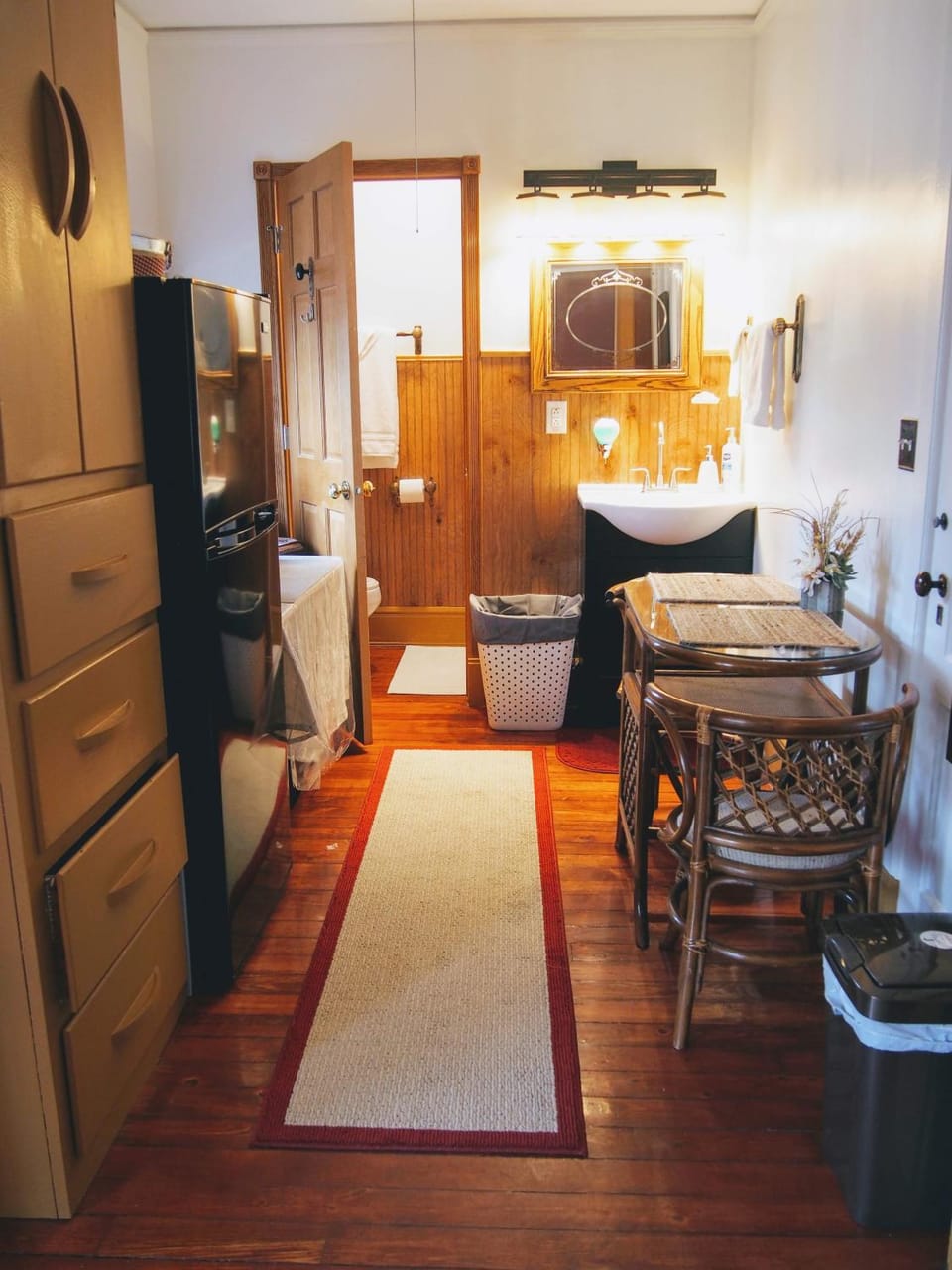 The Avanti Houses Bed and Breakfast in South Bend