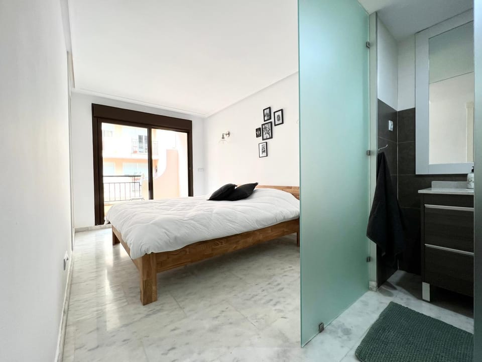 Bed, Bathroom, Bedroom