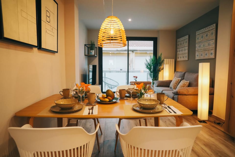 Dining area, Breakfast