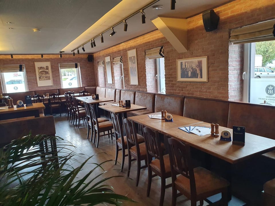 Hofbräu Zur Schönen Aussicht mit Restaurant Bed and Breakfast in Nordhausen