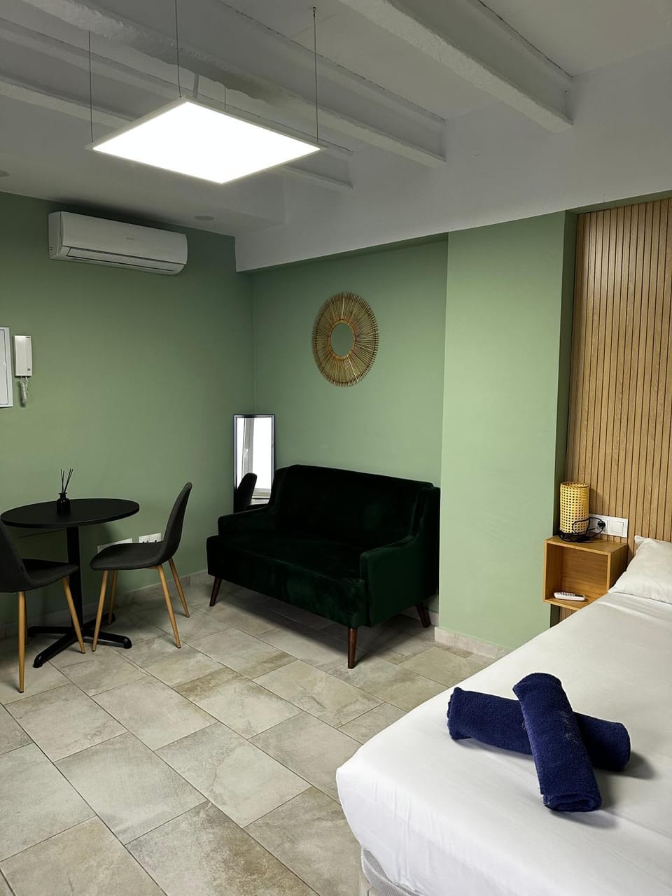 Lovely studio apartment with terrace Apartment in Malaga