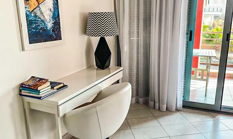 Business facilities, hair dresser