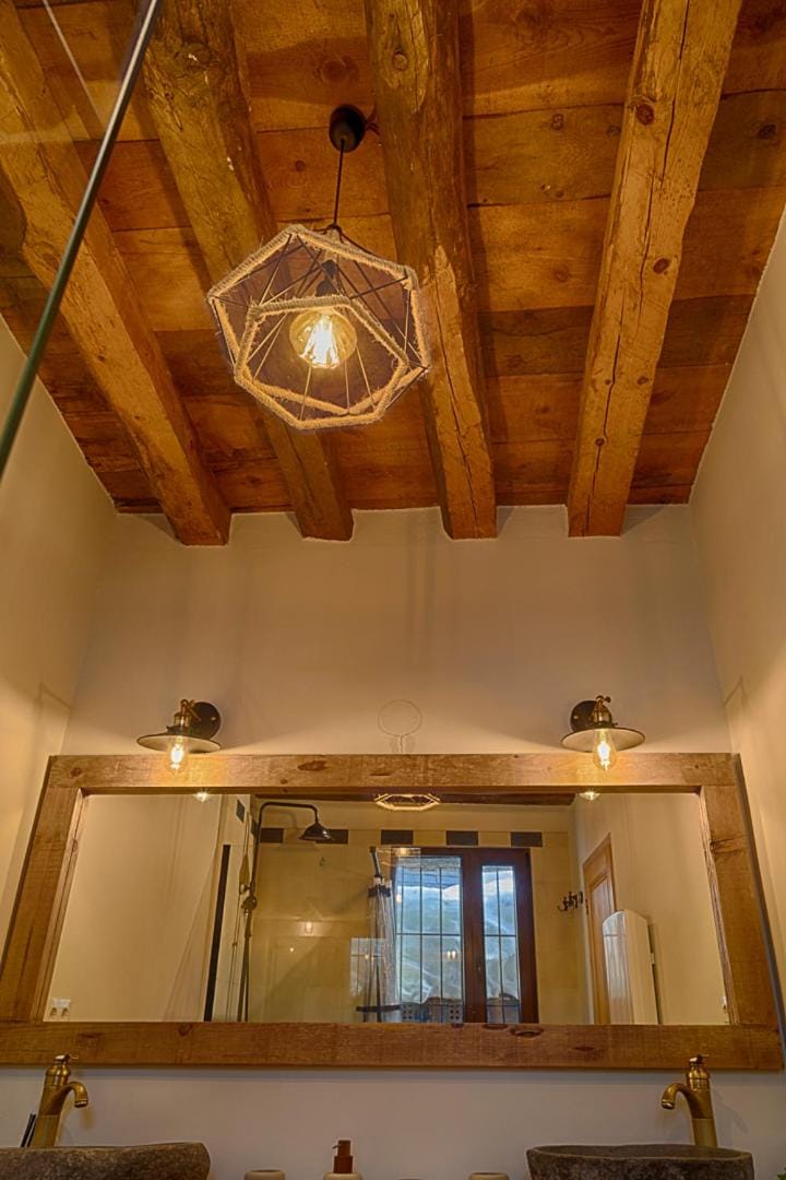 Saplan Real Estate VILAMOS Chalet in Catalonia