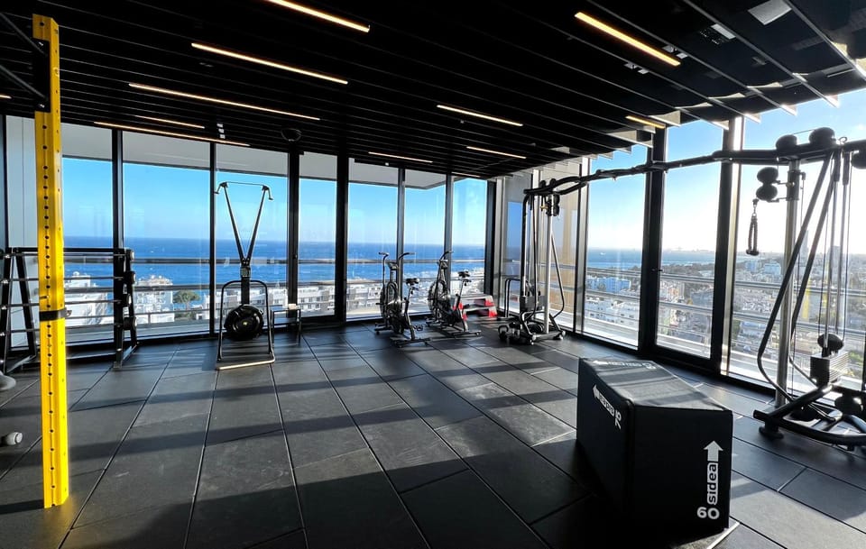 Fitness centre/facilities, Sea view