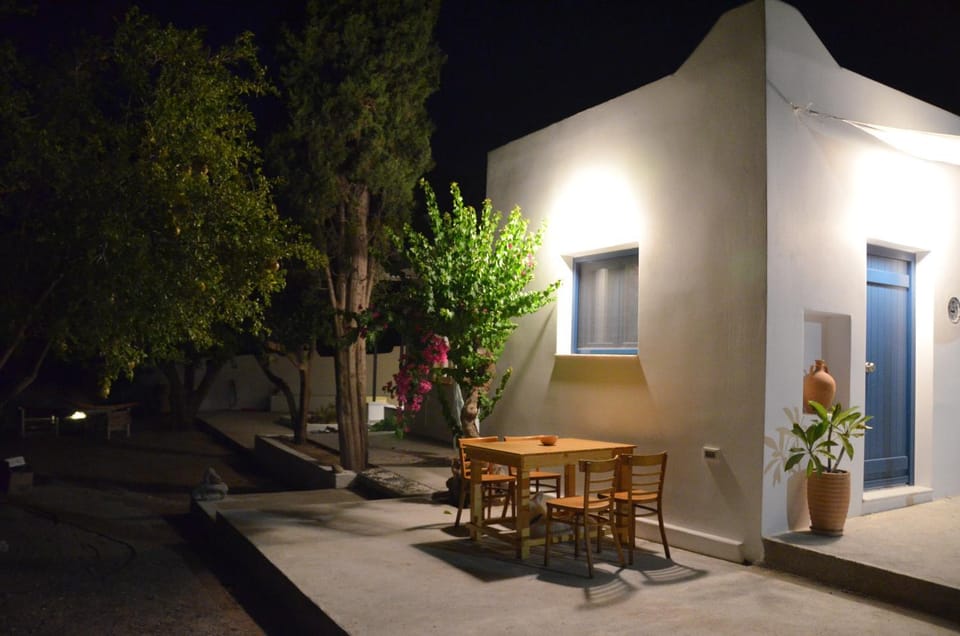 Patio, Night