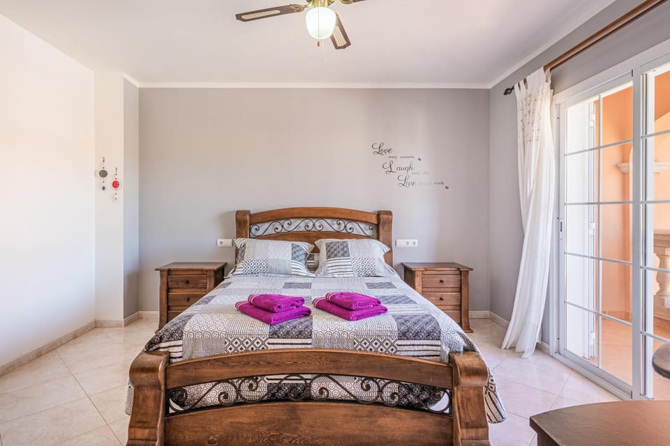 Living room, Bedroom