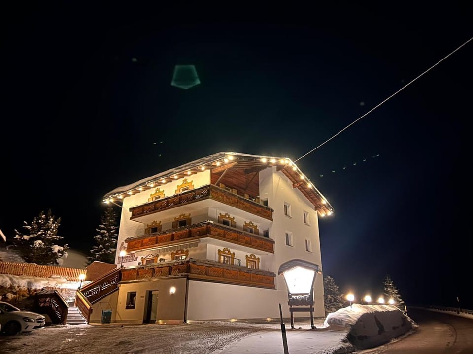 Property building, Night