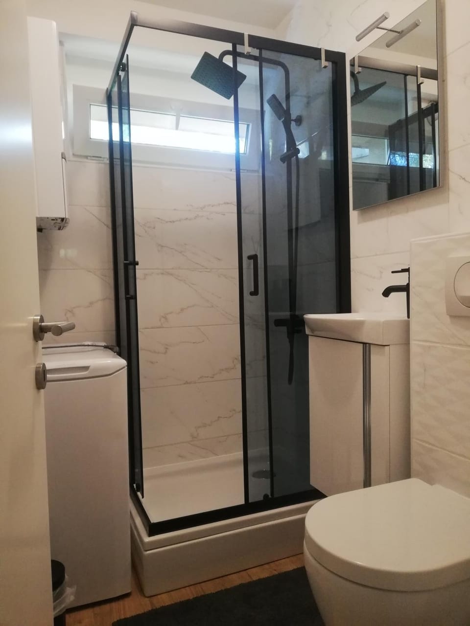 Studio apartman Jordanovac Rebro, 300 metara od KBC Rebro, Self check in Apartment in City of Zagreb