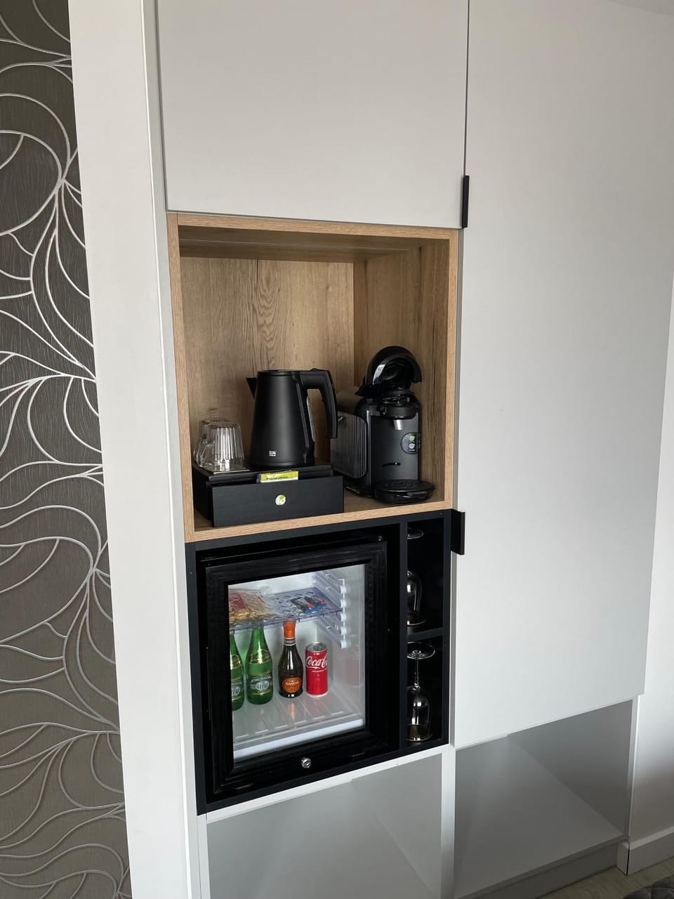 Coffee/tea facilities