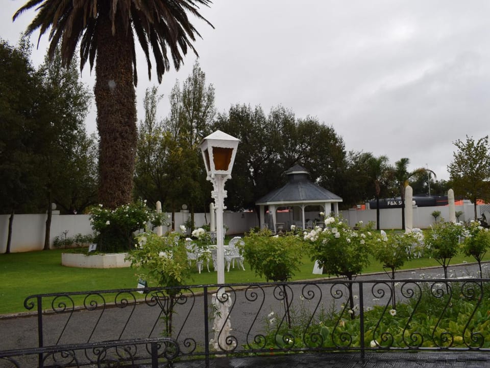 Property building, Garden
