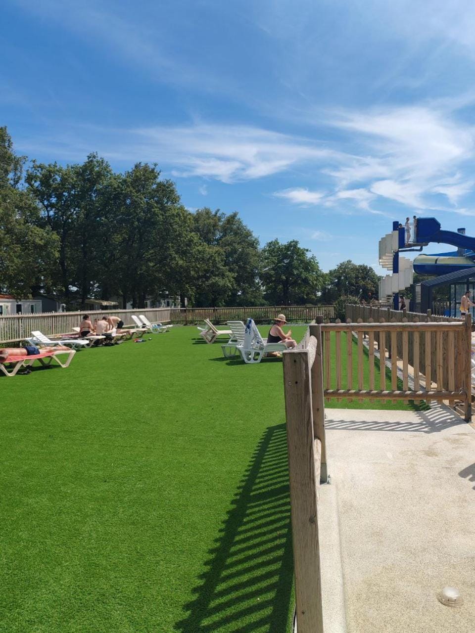 Swimming pool
